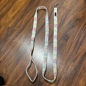 NWOT Coley’s Collars Floral Dog Leash with Clip 💐